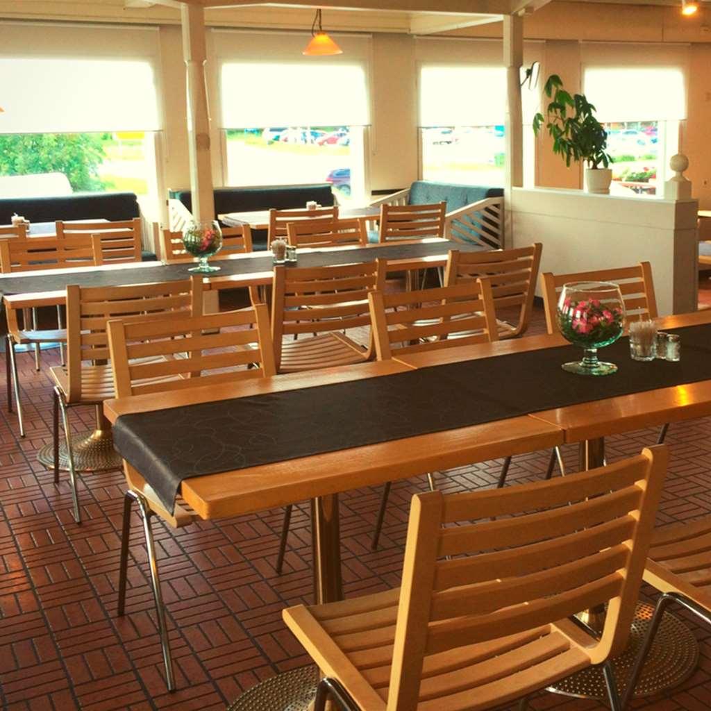 Hotel Jaemsae Ristorante foto